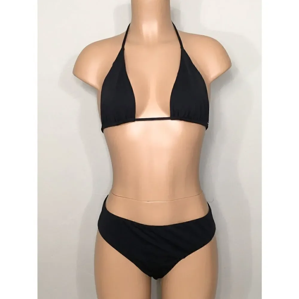 New Volcom black bikini set. Mix size L/XL